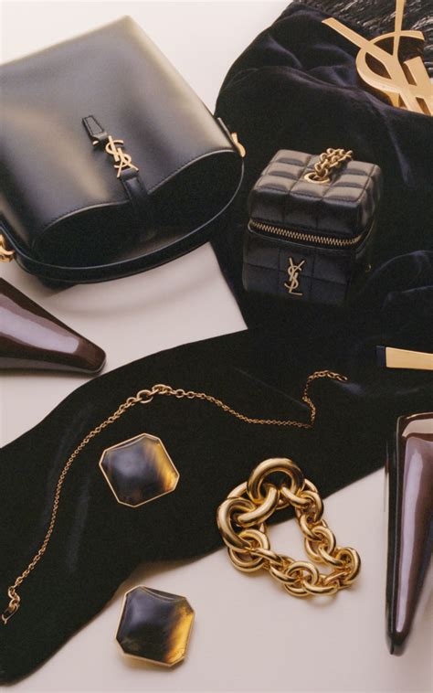 beauty case uomo yves saint laurent|Saint Laurent Official Online Store .